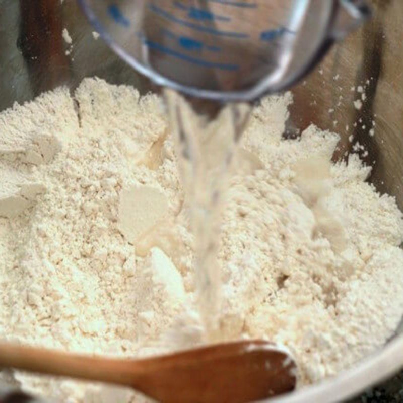 Step 1 Mixing the dough for Spring roll wrappers - ram wrappers