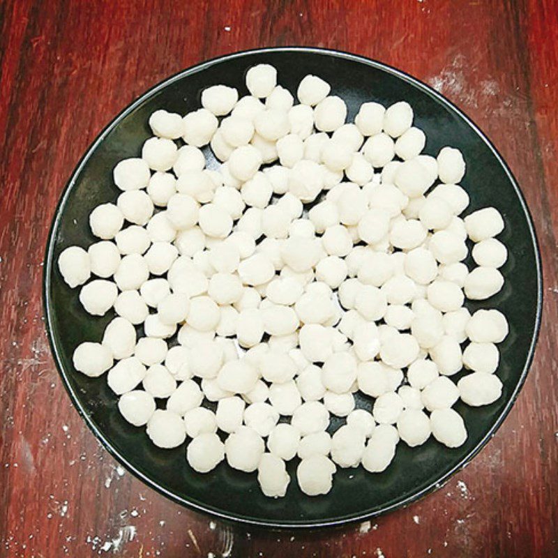 Step 1 Mix the flour for Tapioca Pearls from Tapioca Starch