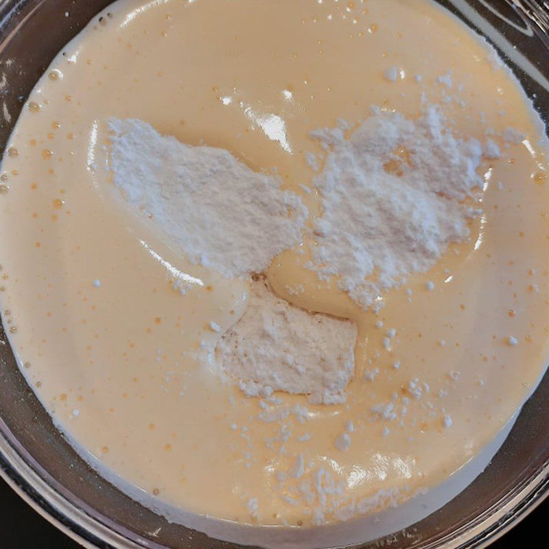 Step 2 Mix the pound cake batter with lemon sauce