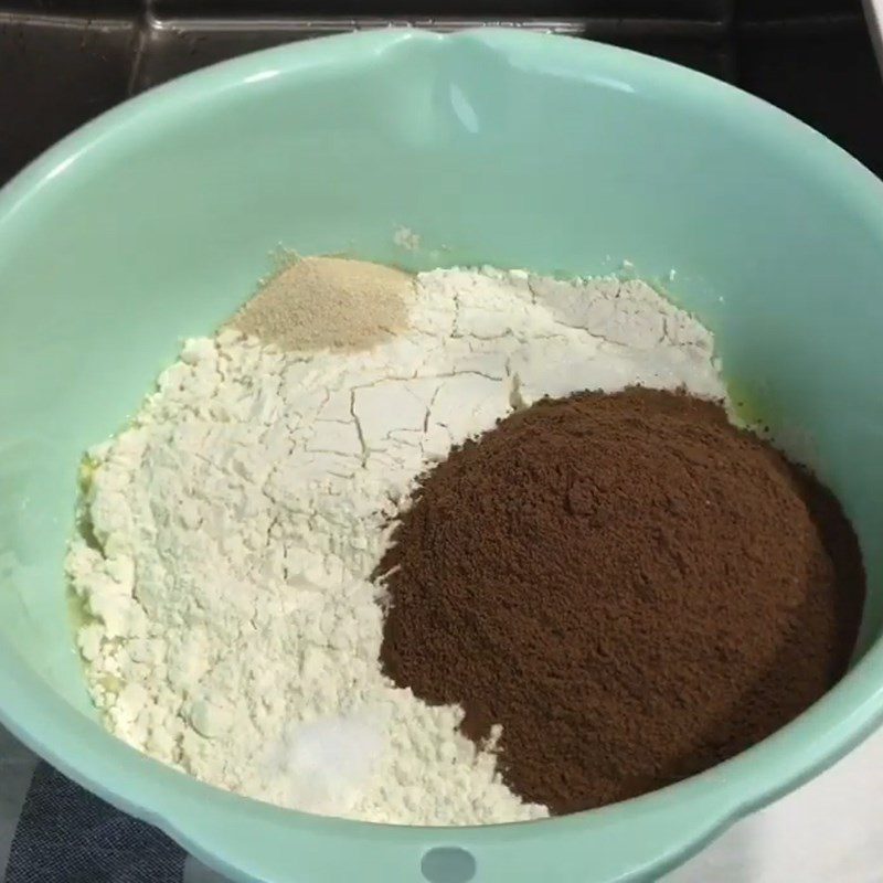 Step 2 Mix the dough Milo bread
