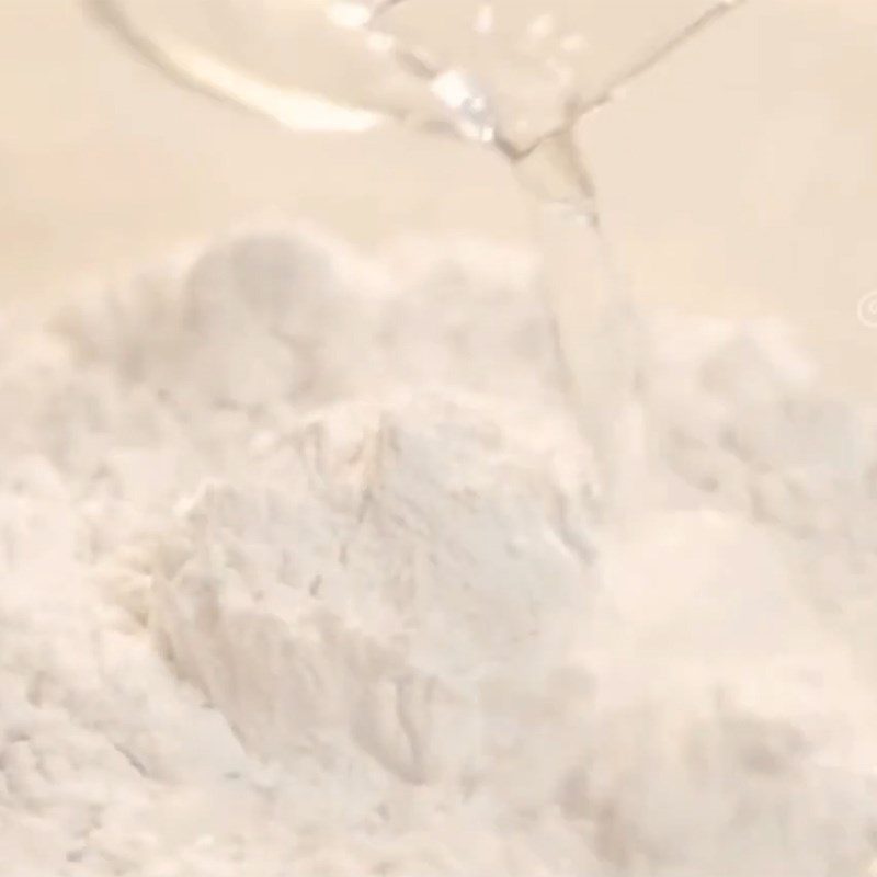 Step 1 Mix glutinous rice flour for Bubble Tea Hot Pot