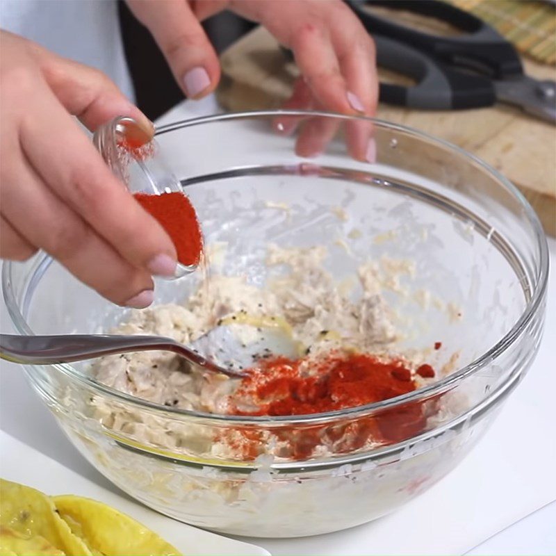 Step 4 Mixing Tuna Spicy Tuna Kimbap