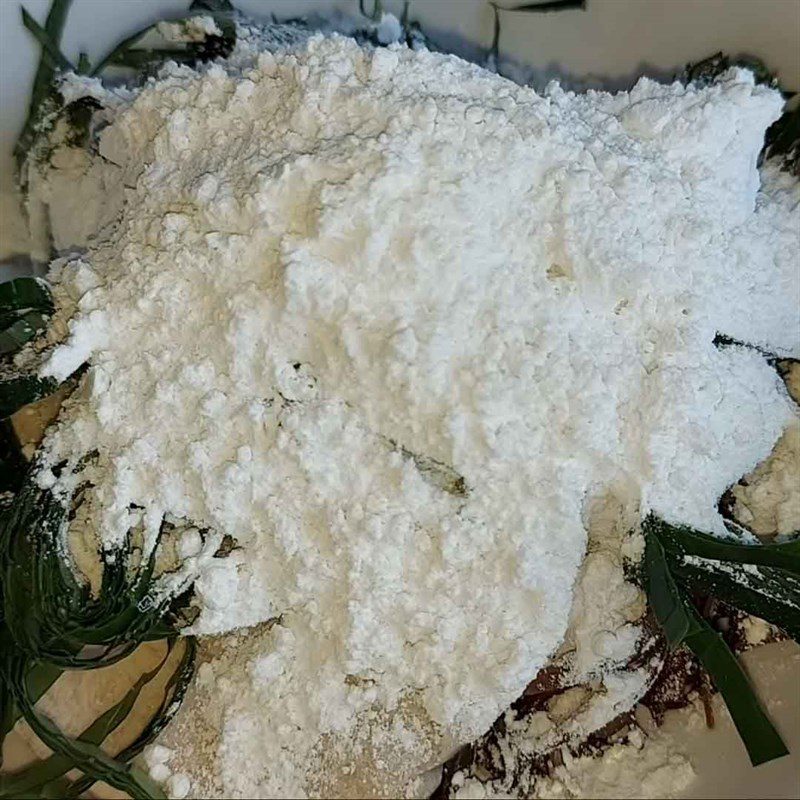 Step 2 Mix the filling for crispy vegetarian betel leaf cake