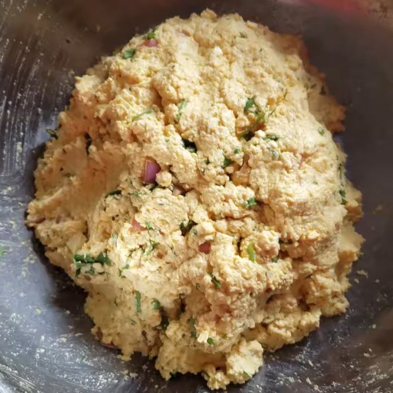 Step 1 Mix tofu for vegetarian fried eggs