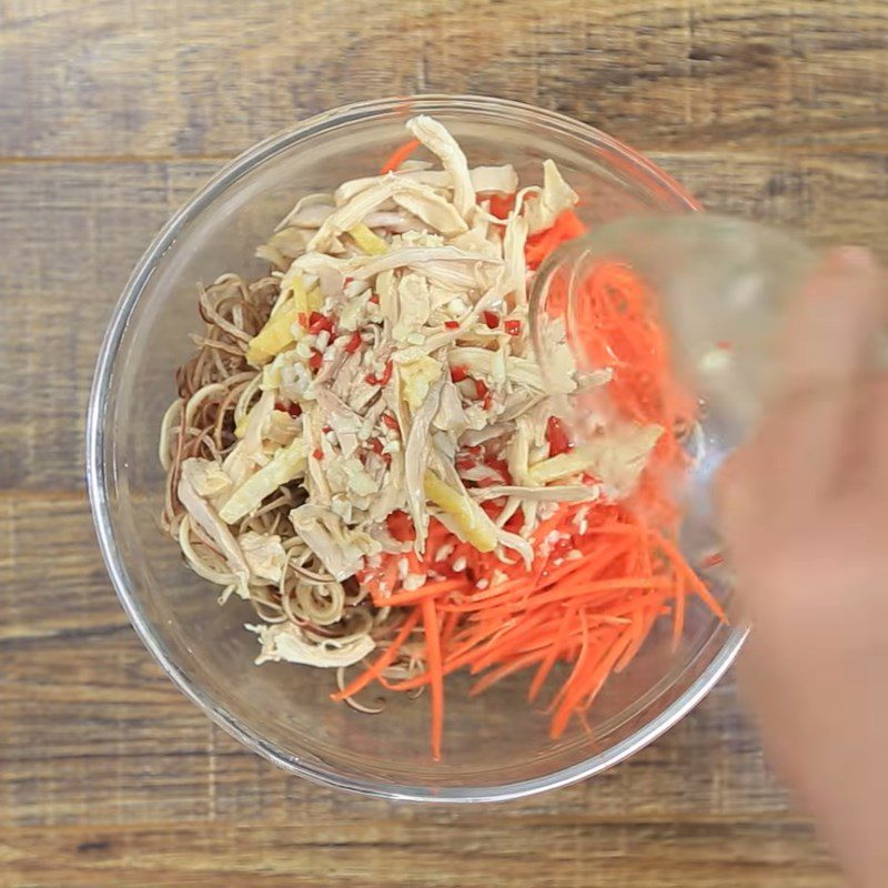 Step 4 Mix the Salad Chicken Salad with Banana Flower