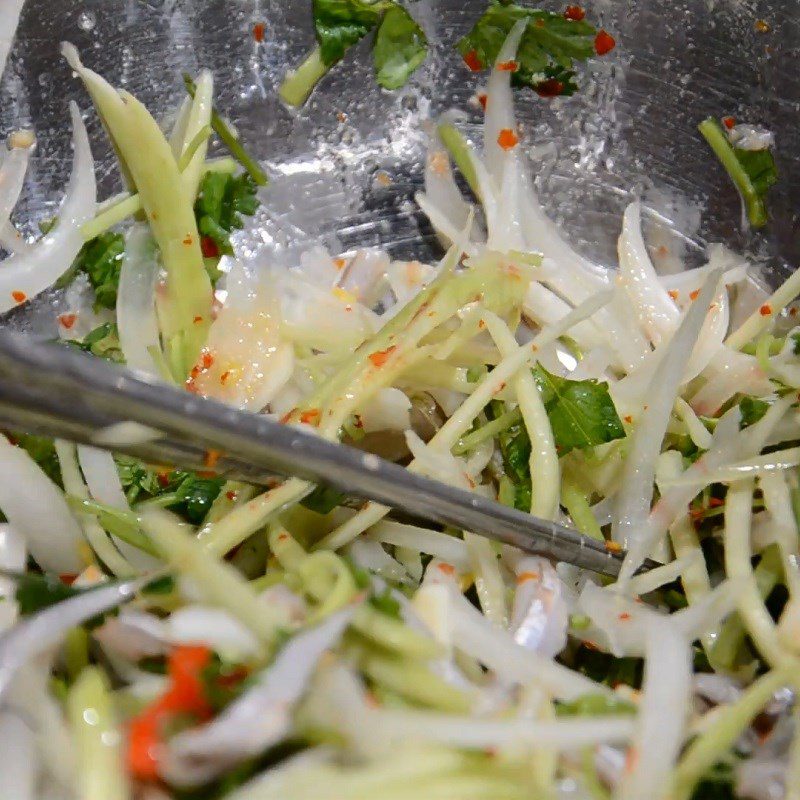 Step 3 Mixing the salad Fresh anchovy salad