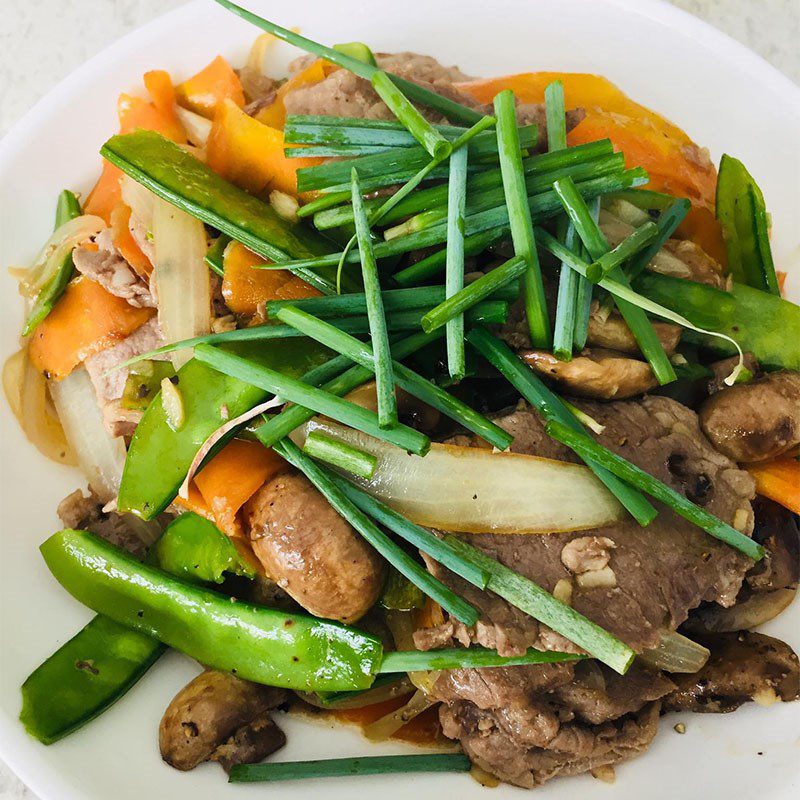 Step 4 Final product Stir-fried beef with straw mushrooms