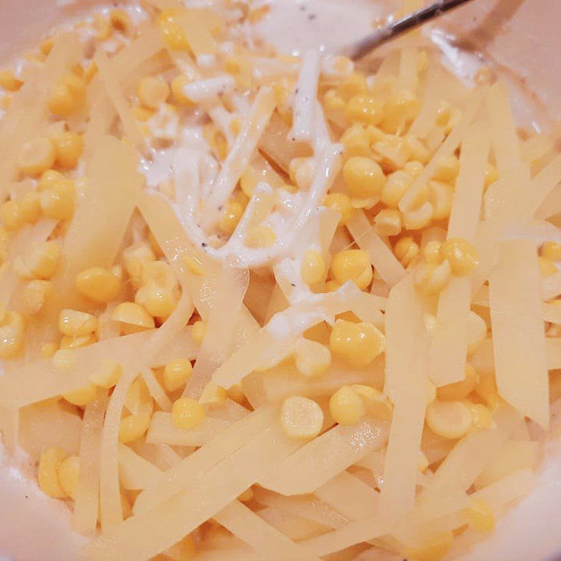 Step 2 Mix the corn and potato batter Fried corn potato cake