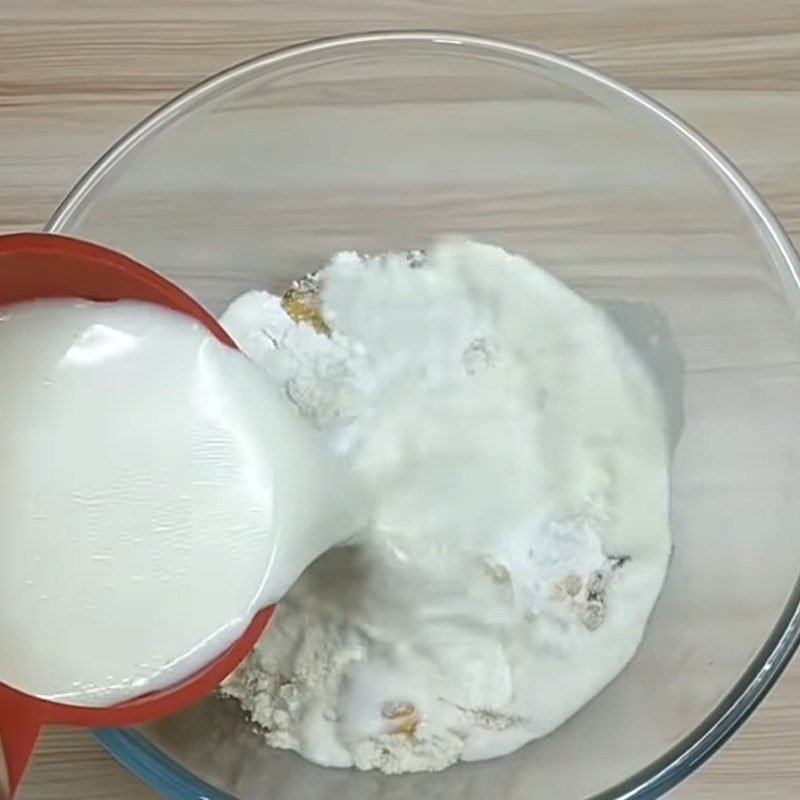 Step 2 Mix the cake batter Doremon pancakes - dorayaki pancakes without baking powder and eggs