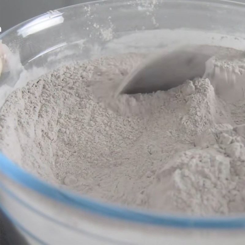 Step 1 Mix the dry ingredient mixture for Chocolate Fruit Cake