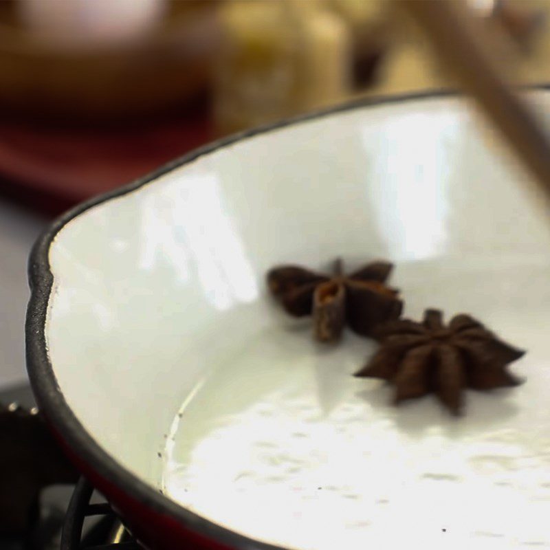 Step 1 Mix the cocoa and coconut milk mixture for Grilled Gan Cake from the Western Region