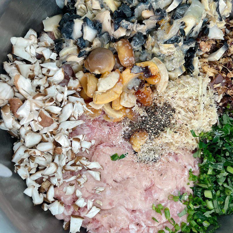 Step 3 Mixing the snail filling