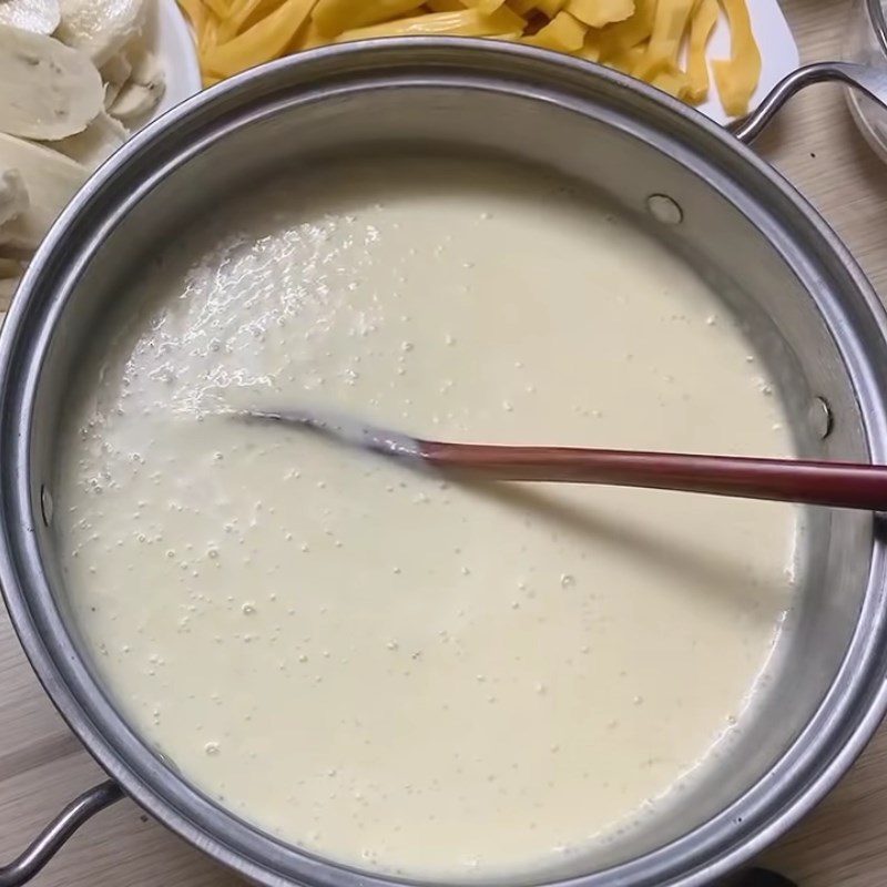 Step 3 Mix the blended jackfruit with milk Jackfruit banana ice cream