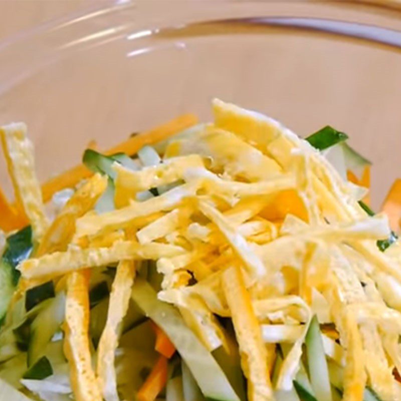 Step 5 Mixing noodles Somen noodles with mixed vegetables