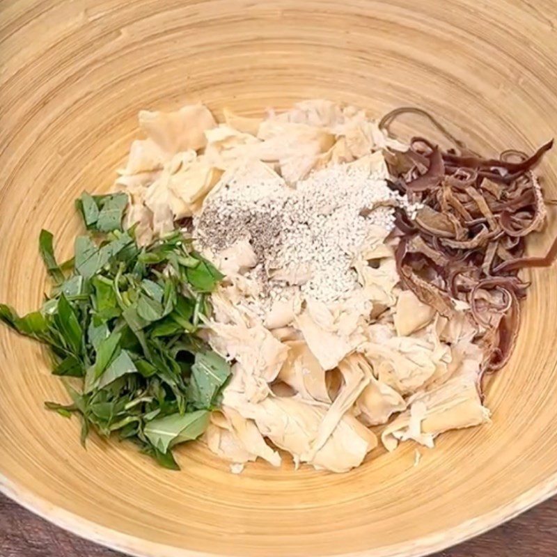 Step 3 Mix the filling for vegetarian spring rolls with tofu skin (Recipe shared by Tiktok Vegetarian Kitchen XANH)