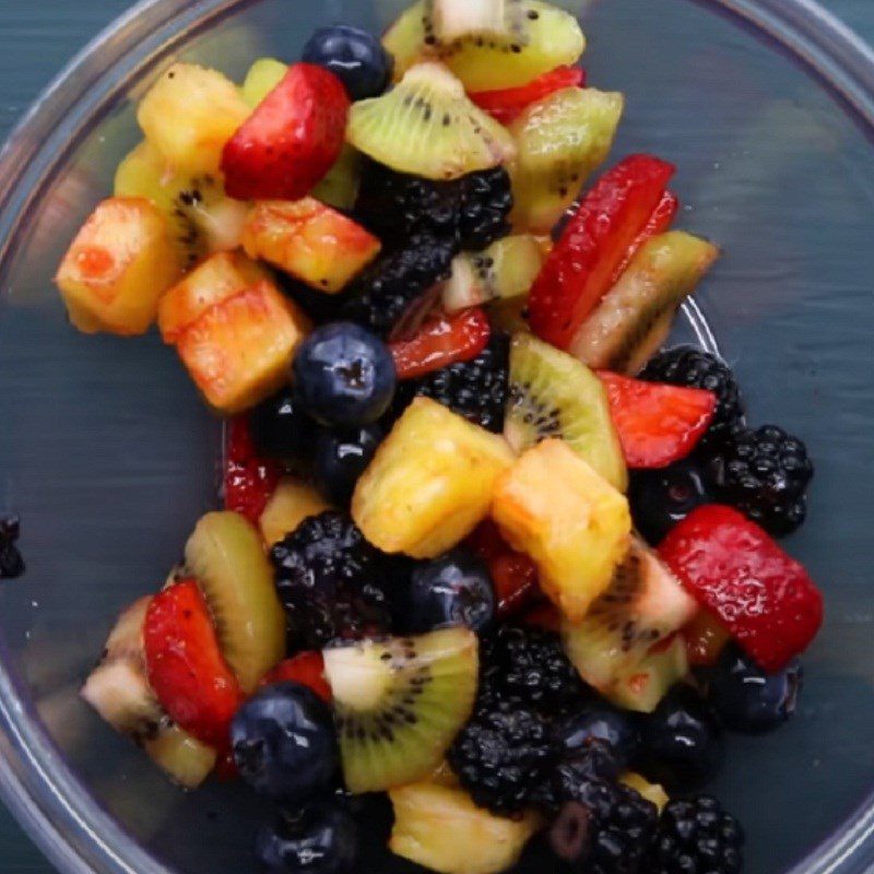 Step 2 Mix salad Berry fruit salad with lemon dressing