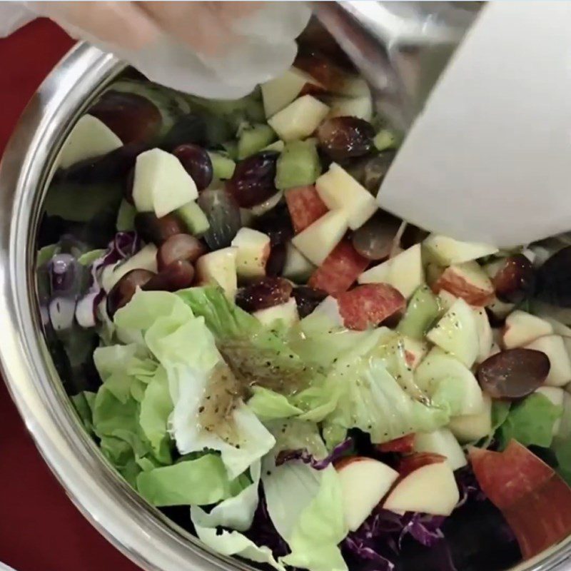 Step 5 Mix salad Walnut chicken salad
