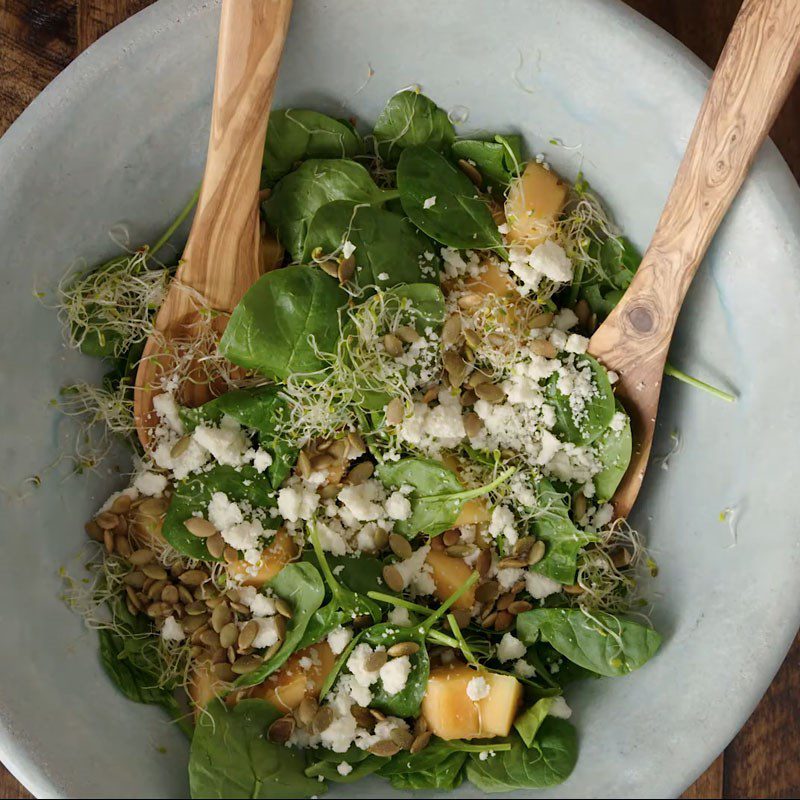 Step 3 Mix the salad Melon spinach salad