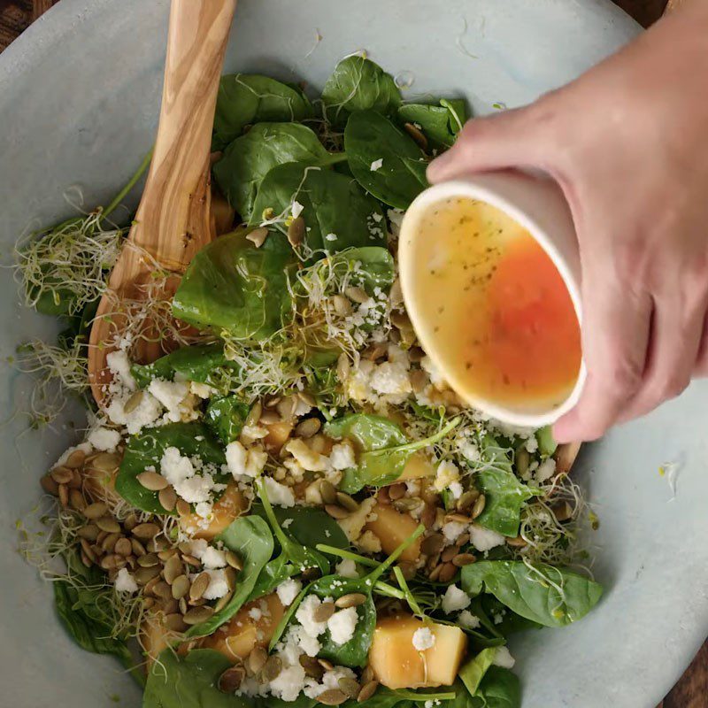 Step 3 Mix salad Melon spinach salad