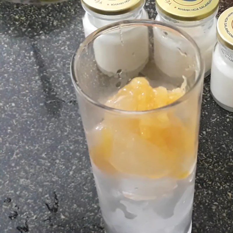 Step 3 Mixing yogurt Yogurt with jackfruit seeds