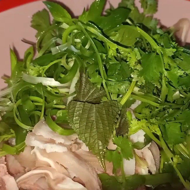 Step 5 Mix pig ear Young jackfruit salad with pig ear