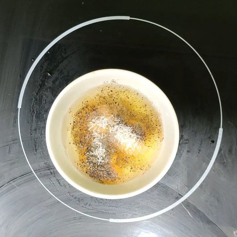 Step 4 Mixing eggs with the quinoa vegetable mixture Quinoa mixed with vegetables cooked in a rice cooker