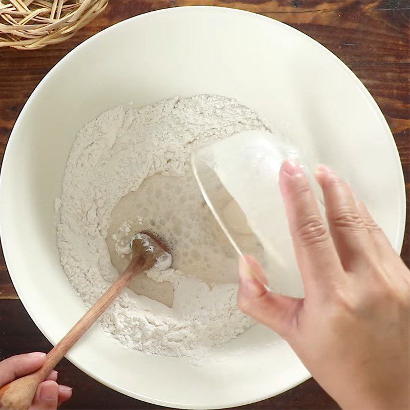 Step 1 Mix and knead the dough for Taiwanese meat bao