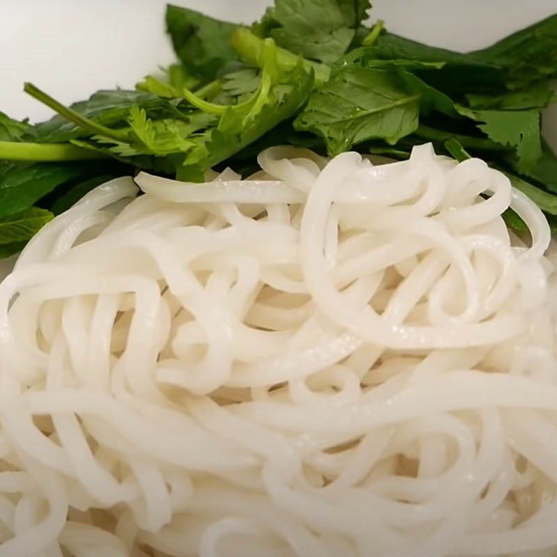 Step 5 Blanching Pho and Completing the Dish Crispy Skin Chicken Pho