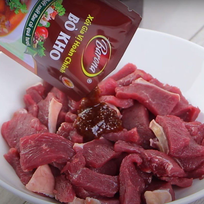 Step 2 Marinate the Beef for Braised Beef with Ginger