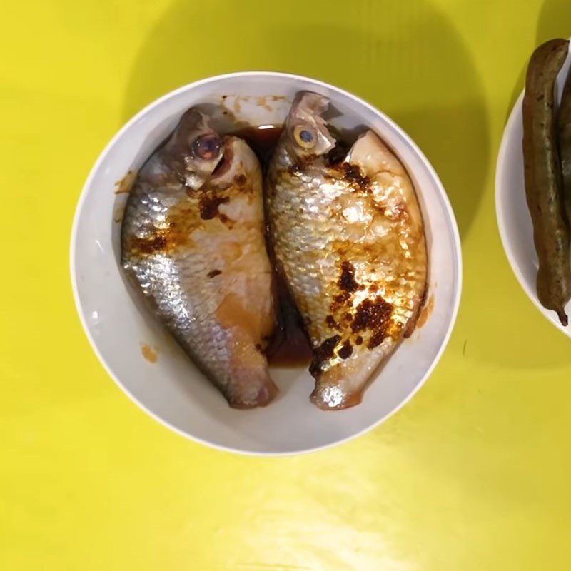 Step 2 Marinate the fish Fish in tamarind sauce