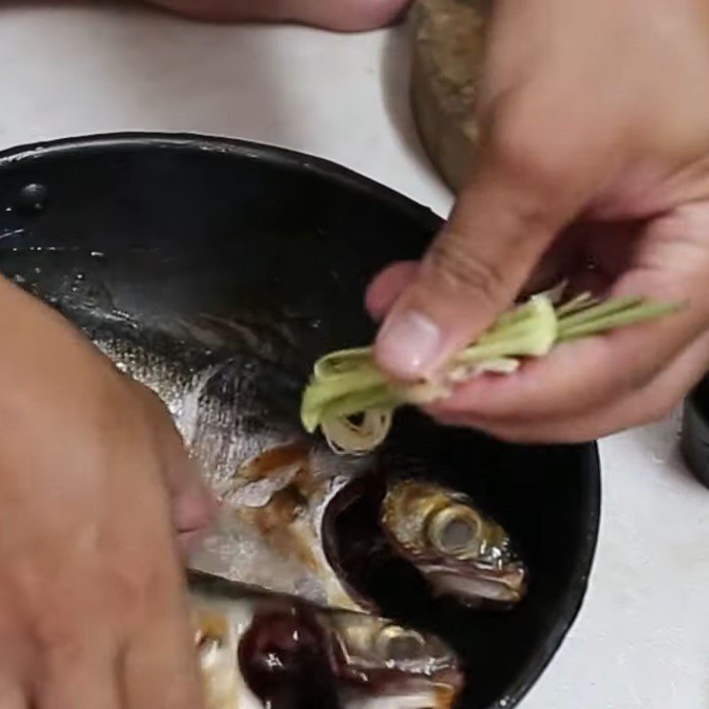 Step 2 Marinate the Snakehead Fish Grilled Snakehead Fish in Foil