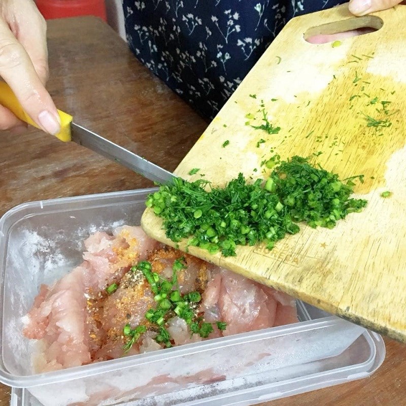 Step 2 Marinate fish paste Fish paste