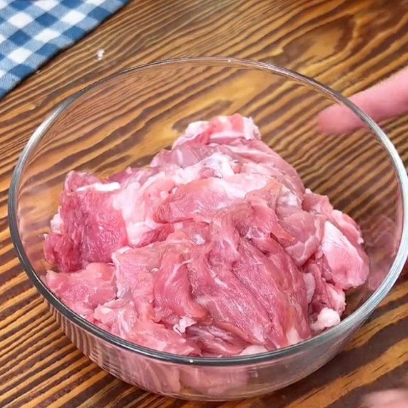 Step 2 Marinating the meat for the Meat Bun (Recipe shared from Tiktok Let's Cook with TasteVN)