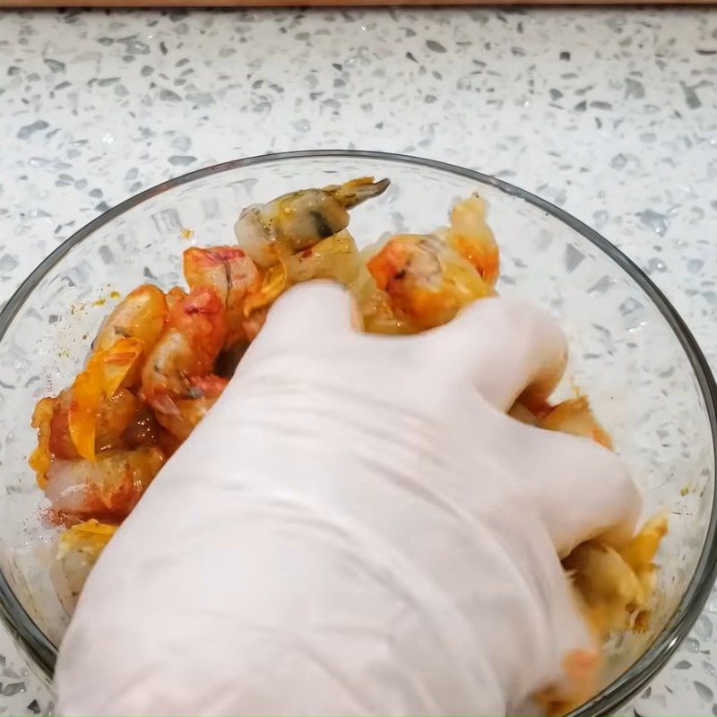 Step 2 Marinate shrimp for Phan Thiet tapioca cake