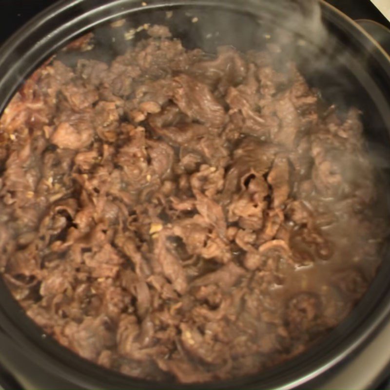 Step 4 Stir-fried beef Korean bulgogi beef soup