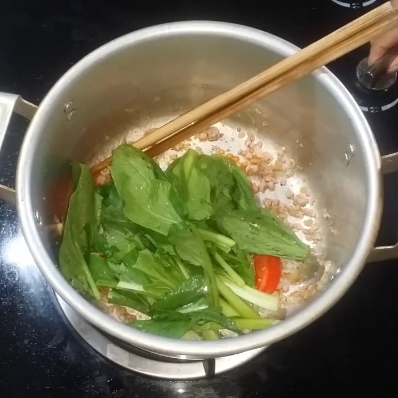 Step 2 Sautéed Tomato and Greens Rice Noodles with Minced Meat