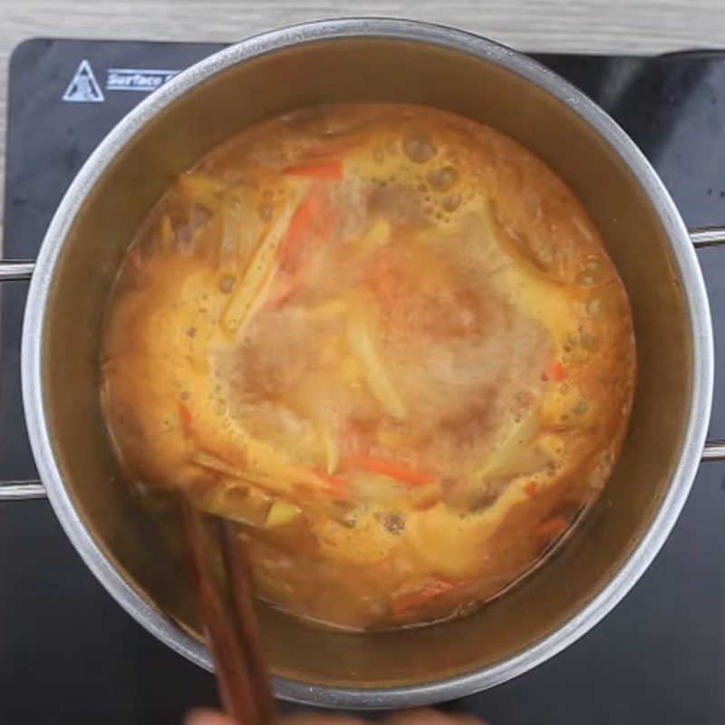 Step 2 Cook udon noodle broth Curry cheese udon