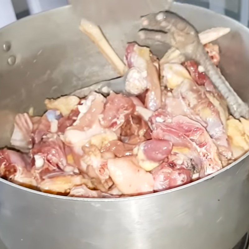 Step 5 Stir-fried chicken Chicken porridge