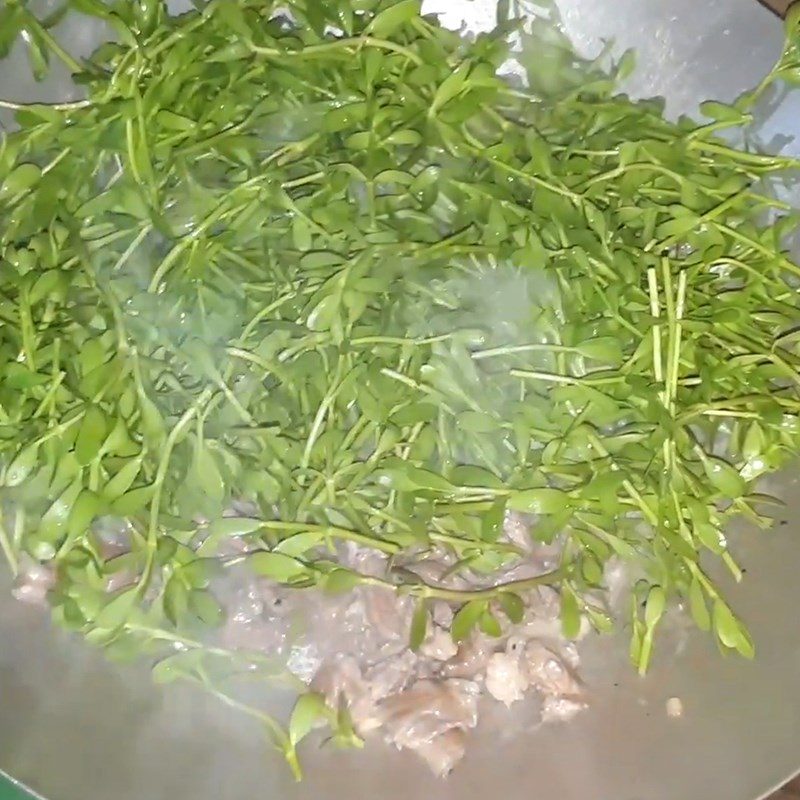 Step 4 Stir-frying the dish Stir-fried bitter vegetables with beef