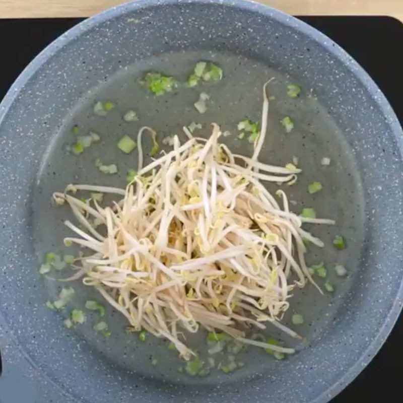 2 simple and delicious ways to make vegetarian mixed rice at home 13 Step 3 Sauté the vegetables for vegetarian mixed rice with chili sauce