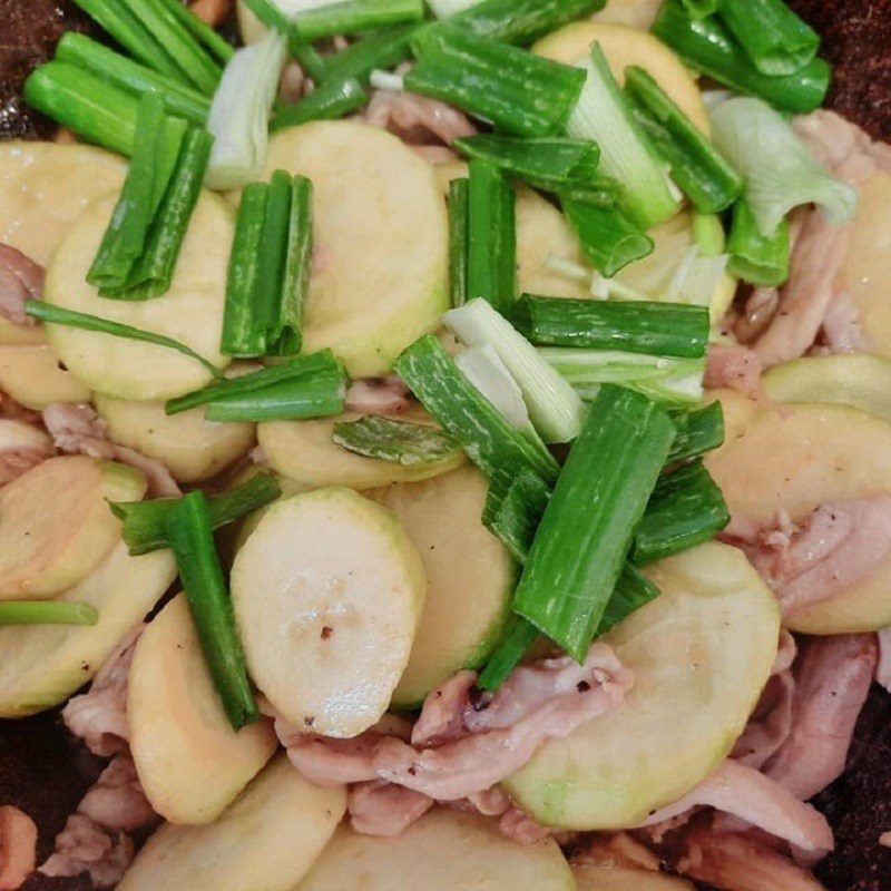 Step 3 Sauté chicken breast with zucchini Sautéed chicken with zucchini