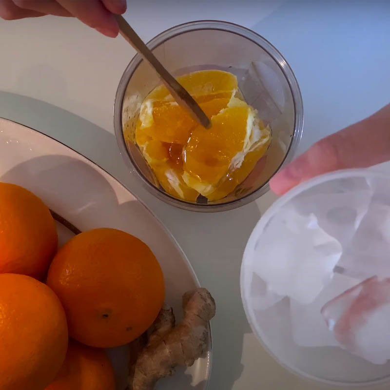 Step 2 Making smoothie Orange carrot ginger smoothie