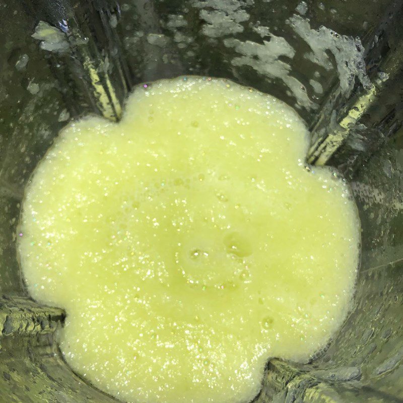 Step 3 Blend the Winter Melon for Winter Melon Juice Using a Blender