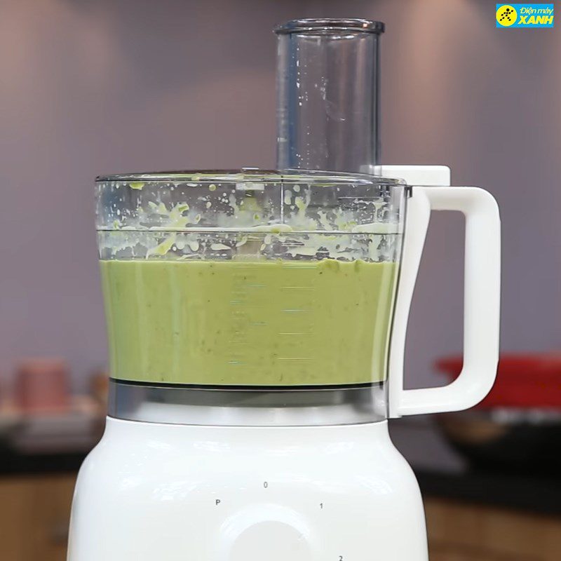 Step 2 Blend avocado for avocado ice cream