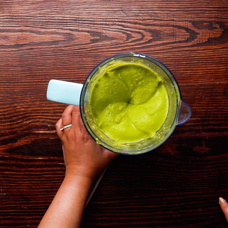 Step 2 Blend the avocado Avocado cream bag