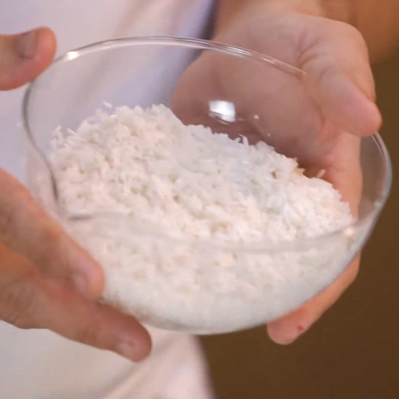 Step 1 Grind the rice flour mixture for Thanh Hoa Fried Shrimp Cake