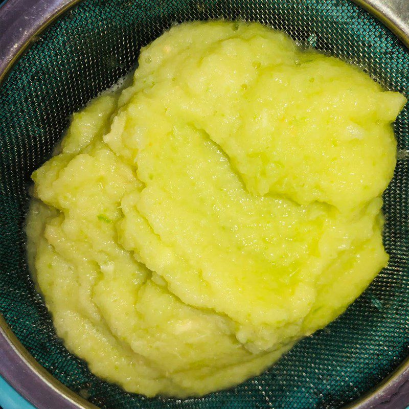 Step 2 Blend the ingredient mixture for the green apple juice