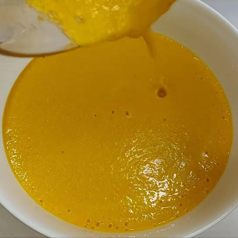 Step 3 Blend the vegetarian egg mixture Vegetarian fried egg from mushrooms