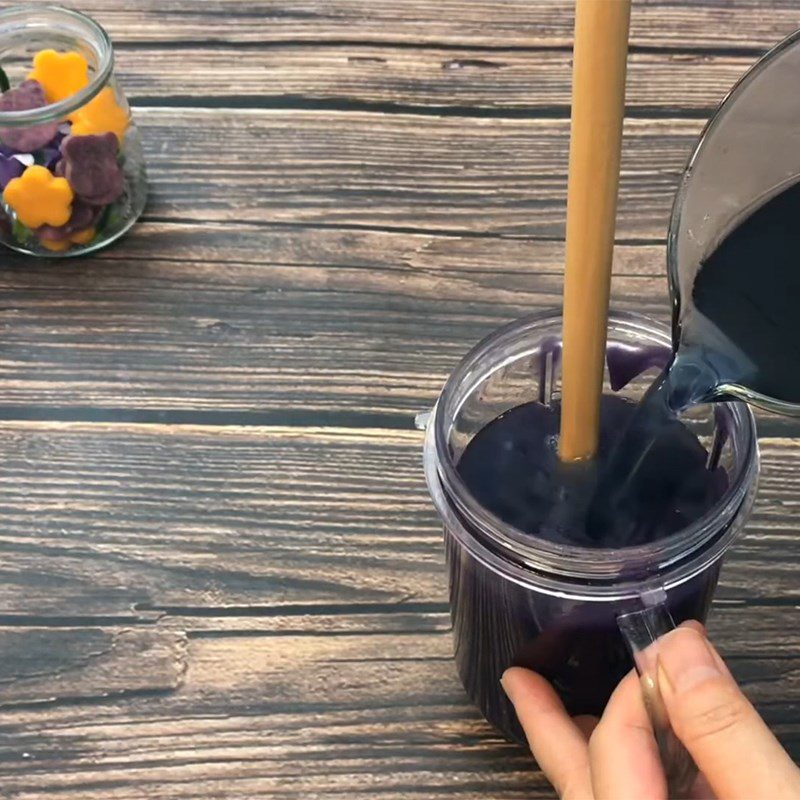 Step 2 Blend sweet potato Purple sweet potato milk