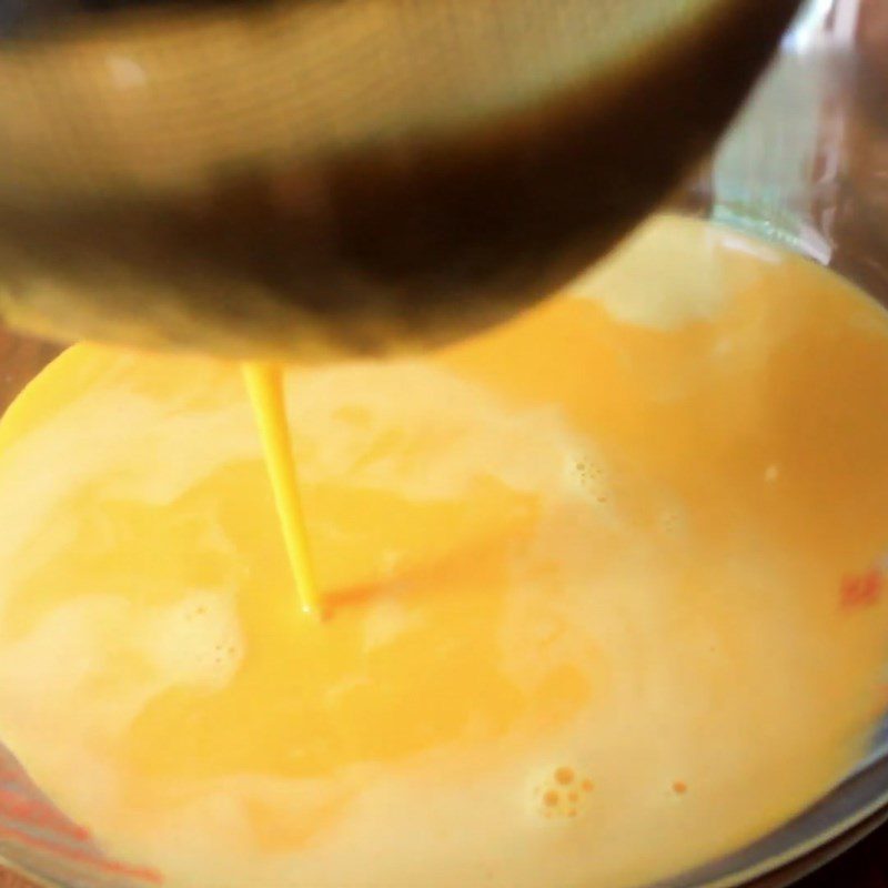 Step 2 Blend pumpkin and carrot Pumpkin and carrot juice